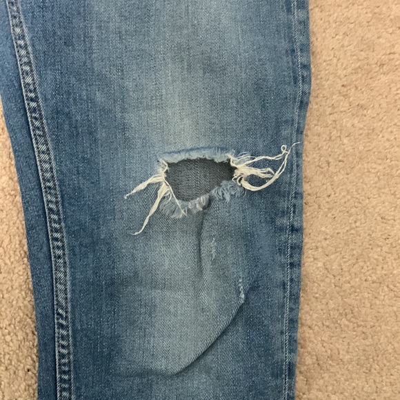 Zara women’s embroidered ankle length jeans - Picture 3 of 6